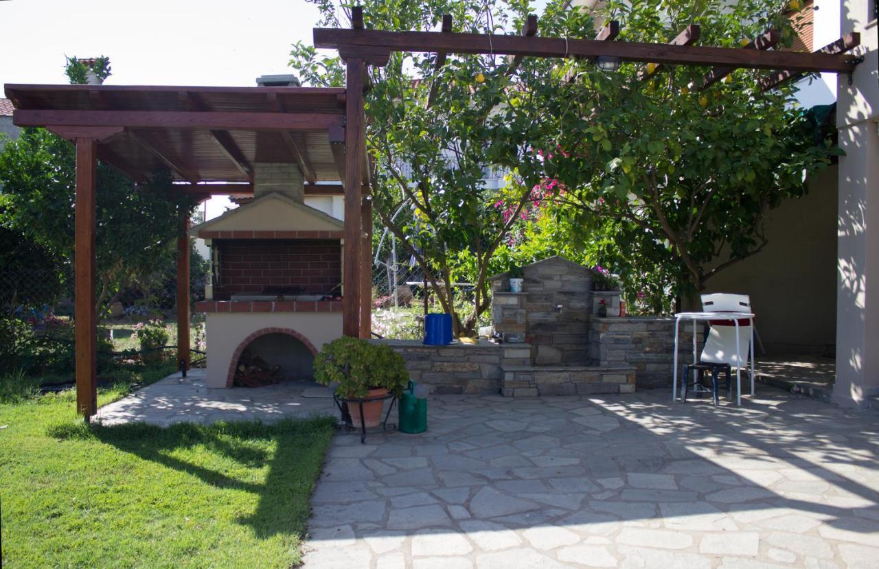 Pinehouse King Suite Nikiti  Exterior foto
